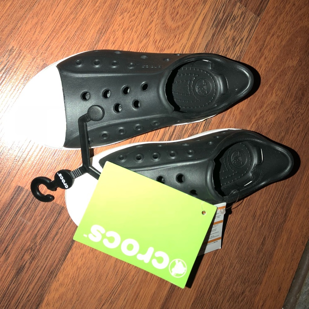 Boys Crocs size 10